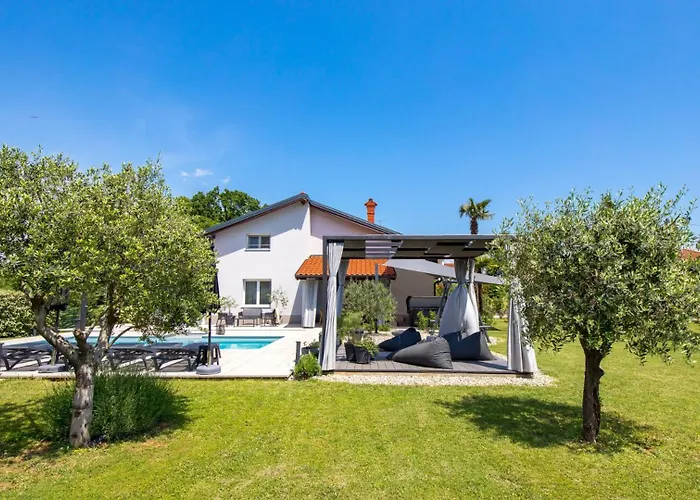 Villa Modern Susanj With Outdoor Pool In