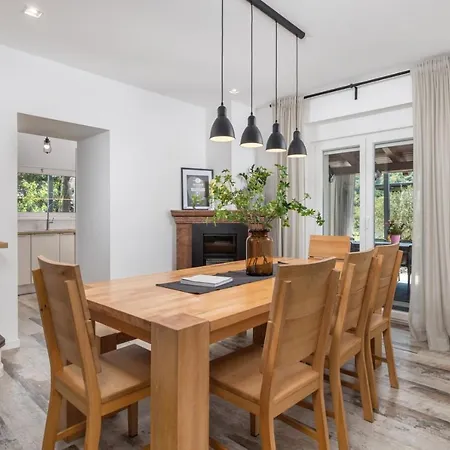 Vila Modern Susanj With Outdoor Pool In