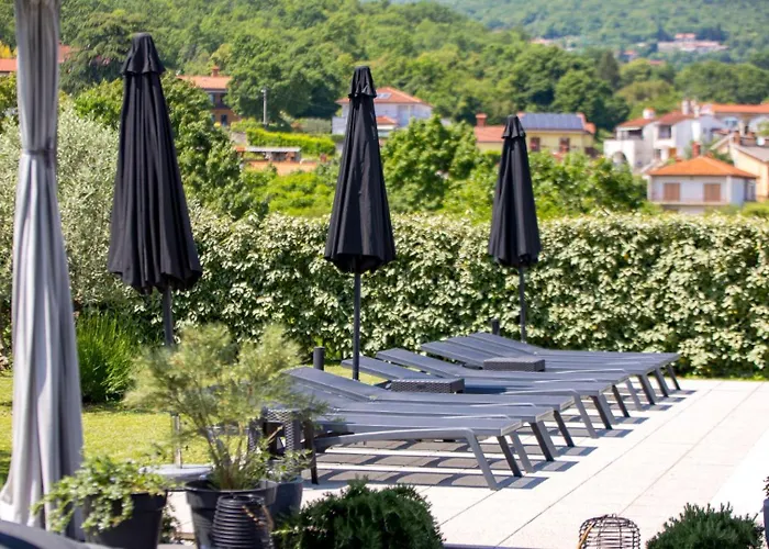 Modern Susanj With Outdoor Pool In Villa *