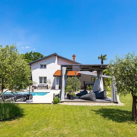 Villa Modern Susanj With Outdoor Pool In